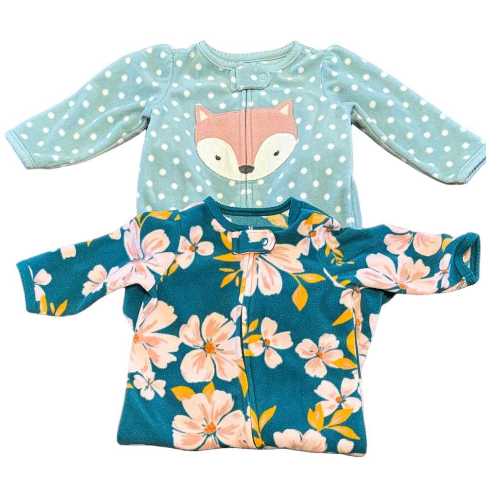 **Bundle** Carter's Zip-UP Footies Soft and Cozy Fabric 3 to 6 month